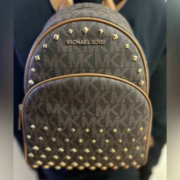 MICHAEL KORS Brown Monogram Backpack - Picture 3 of 8